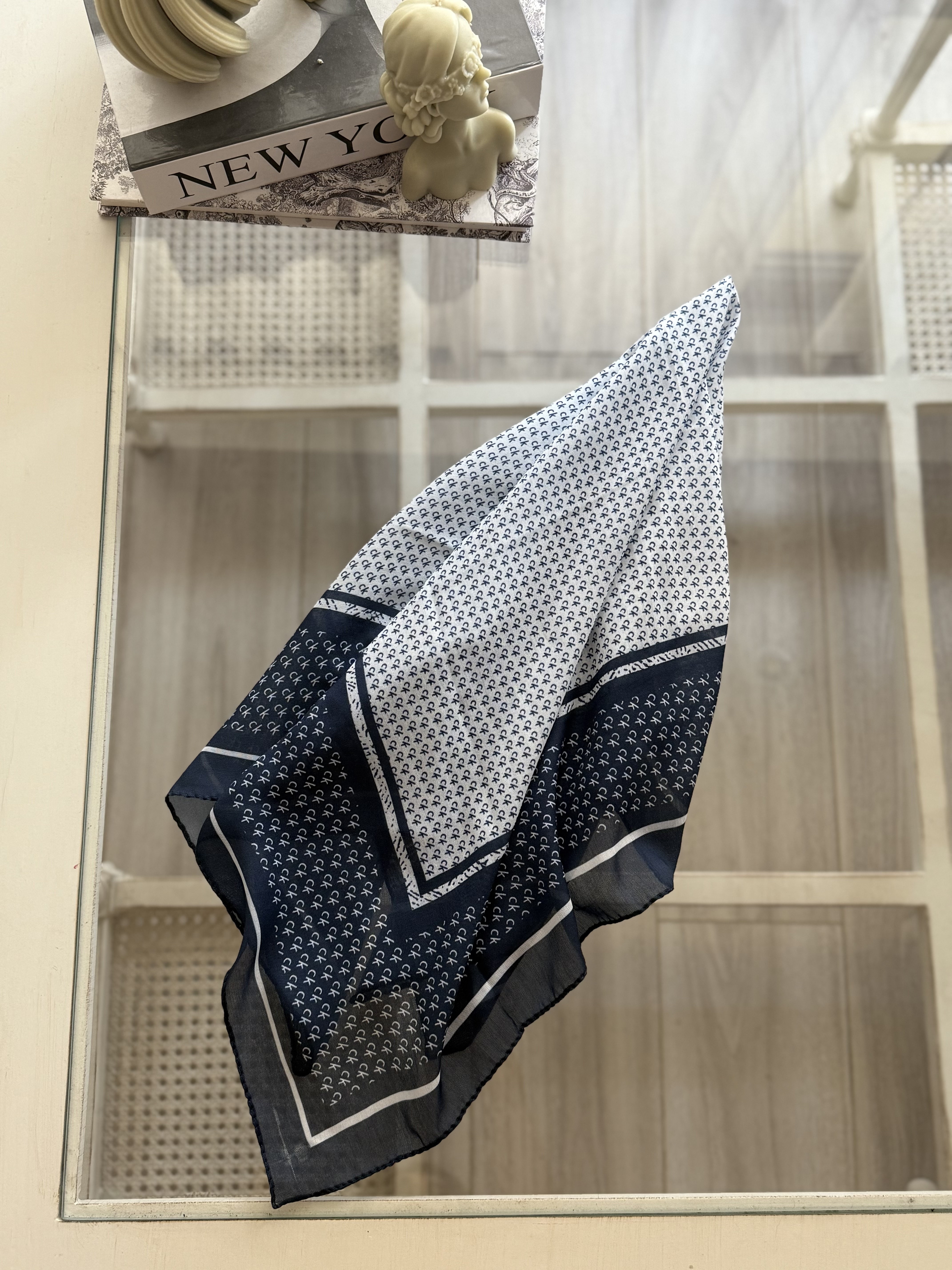 مینی اسکارف وارداتی